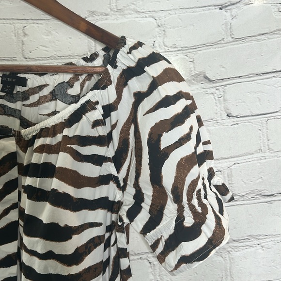 J. Crew Brown & White Zebra Print Puff Sleeve Top Size Medium - Picture 5 of 11